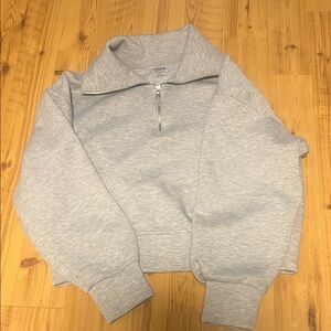 Old Navy Heather Gray Crop Zip-Up Sweatshirt